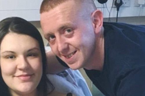 Μαμά γέννησε ένα υγιέστατο αλλά διαφορετικό αγοράκι. Άφωνοι οι γιατροί με την περίπτωση του