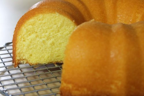 Το σούπερ αφράτο κέικ πορτοκαλιού που κερδίζει όλα τα «μπράβο»