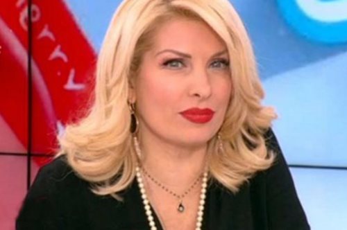 Πώς αποκαλεί την Μενεγάκη ο γιος της, Άγγελος, και την εκνευρίζει;