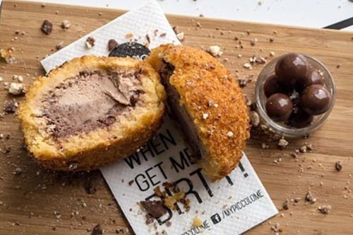 Σταματήστε τα όλα. Υπάρχει τηγανητό παγωτό με nutella 