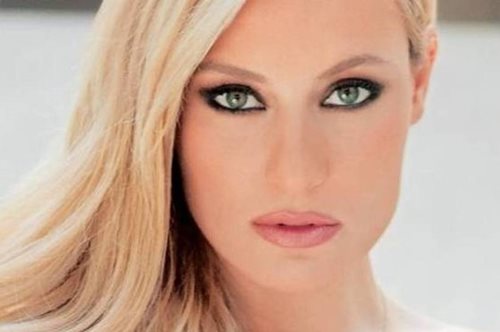 Retromania: Η Ελεονώρα Μελέτη ανέβασε μια φωτογραφία της από το 1979