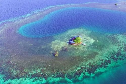 Ποιο είναι το ιδιωτικό νησί που κοστίζει στο Airbnb μόλις 370 ευρώ τη βραδιά;