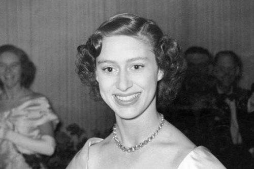 Αυτός είναι ο απαγορευμένος έρωτας που αναστάτωσε την βασιλική οικογένεια της Βρετανίας