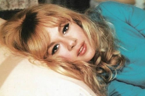 Ποιος ήταν ο άγνωστος έρωτας της Αλίκης Βουγιουκλάκη, Νίκος Μομφεράτος;