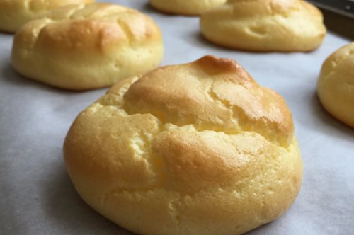 Cloud Bread: το ψωμί χωρίς γλουτένη που έχει δημιουργήσει χαμό σε όλο το διαδίκτυο