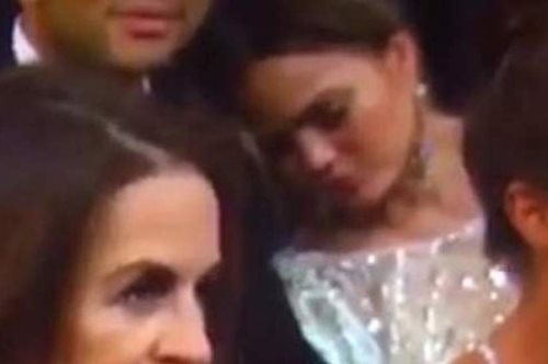 Όταν η Κρίστι Τέιγκεν κοιμήθηκε στα Όσκαρ. Το κατέγραψαν οι κάμερες