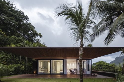 Επίσκεψη στο πιο απομονωμένο σπίτι του κόσμου. Εκεί όπου υπάρχει Παράδεισος