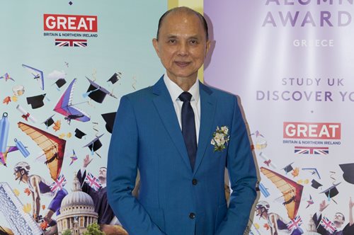 Jimmy Choo: «Η γνώση ποτέ δεν είναι αρκετή»