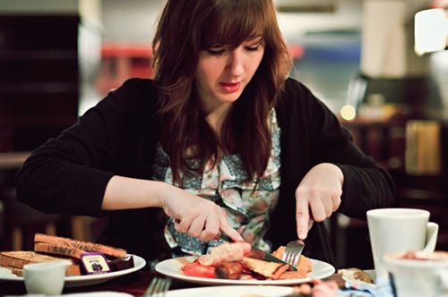 Αυτή είναι η τροφή που συνδέεται με τον καρκίνο του μαστού