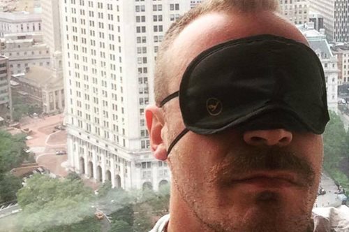 O Γιώργος Ανθουλάκης της εταιρείας ΚΟRRES, κάτω από τη λάμπα ανάκρισης 