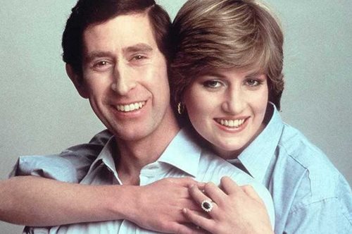 Γιατί ο Κάρολος έκλαιγε τη νύχτα πριν το γάμο του με τη Νταϊάνα; Νέα βιογραφία αποκαλύπτει