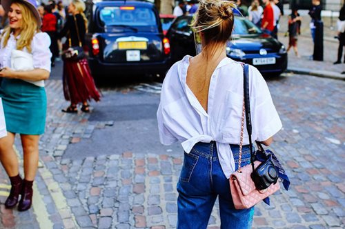 4 διαφορετικοί τρόποι για να φορέσεις το αγαπημένο σου πουκάμισο