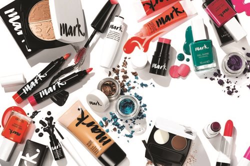 Αφήστε το δικό σας σημάδι στο μακιγιάζ με τη νέα σειρά Avon Mark