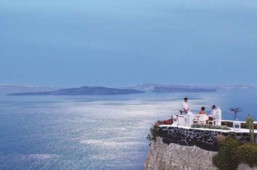 Το εστιατόριο με την πιο εντυπωσιακή θέα στον κόσμο είναι ελληνικό,σύμφωνα με το Νational Geographic