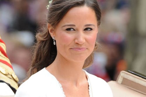 Η Pippa Middleton φόρεσε στην τελετή στέψης το απόλυτο fashion trend