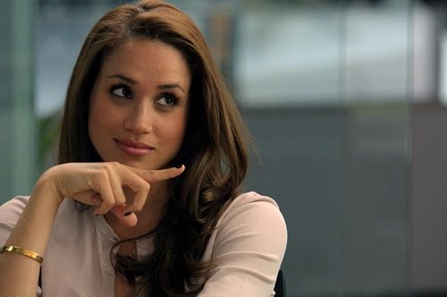 H κίνηση της Μέγκαν Μαρκλ που αποδεικνύει ότι θα παντρευτεί σύντομα τον πρίγκιπα Χάρι 