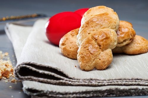 Crash Test: Πού θα βρεις τα καλύτερα πασχαλινά κουλουράκια της Αθήνας