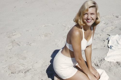 Βία, ξυλοδαρμοί και απειλές για δολοφονία. Ο τραγικός γάμος της Σίλβια Πλαθ και του Τεντ Χιουζ