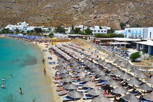 Μεγάλη αλλαγή στην παραλία της Ψαρρούς στη Μύκονο. Έρχεται πολυτελές εμπορικό κέντρο 