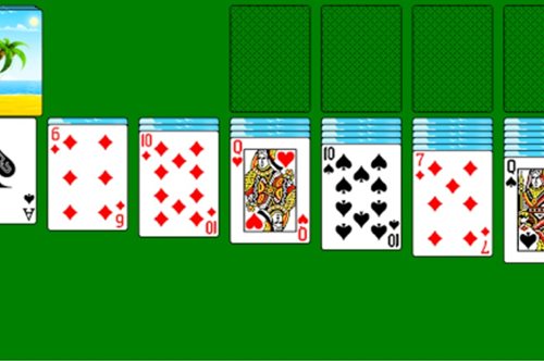 Ο άνθρωπος που έφτιαξε την Πασιέντζα αποκαλύπτει το αδιανόητο ποσό που έχει κερδίσει απ'την ιδέα του