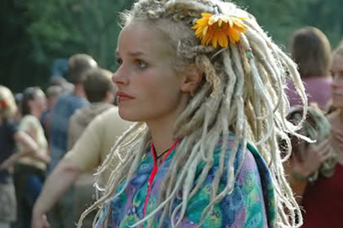 Οι χίπις και ο Δρ. Χόφμαν επιβεβαιώνονται: Το LSD δημιουργεί ανώτερες καταστάσεις συνείδησης 