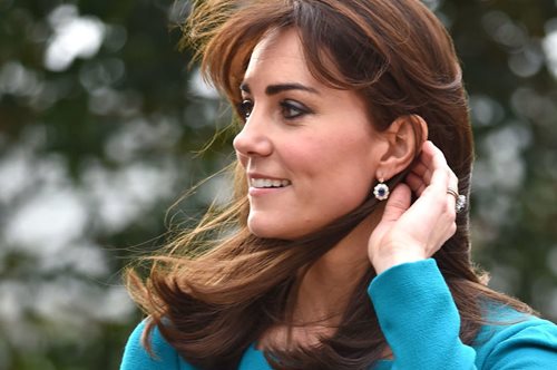 H Κate Middleton φοράει τα ίδια πάνινα sneakers που φοράς κι εσύ τις περισσότερες μέρες 