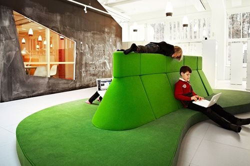 Ένα πρωτότυπο σχολείο χωρίς αίθουσες, χωρίς θρανία, χωρίς έδρες. Μόνο με «ελεύθερους» μαθητές  