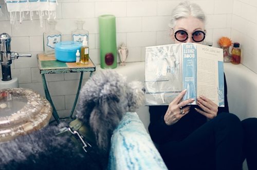 Δεν έχεις δει σπίτι με περισσότερη προσωπικότητα από το σπίτι της Linda Rodin στη Νέα Υόρκη