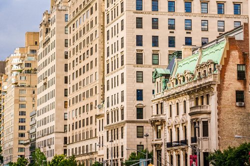 Ένα από τα πιο γκράντε και περιζήτητα διαμερίσματα στο Μανχάταν αφήνει άφωνο κάθε επισκέπτη