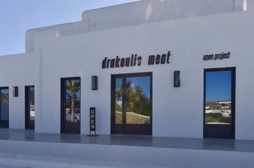 Κρεοπωλείο στη Μύκονο μοιάζει με κοσμηματοπωλείο