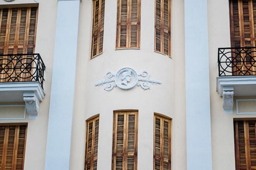 Πέντε ιστορικά ξενοδοχεία της Ελλάδας κλείνουν ζητώντας αγοραστή 