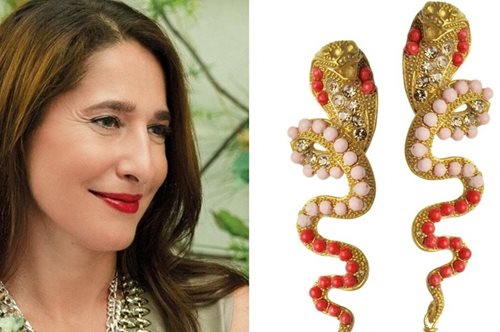 Τα statement σκουλαρίκια της Κατερίνας Ψωμά που θέλουμε να αποκτήσουμε για το καλοκαίρι