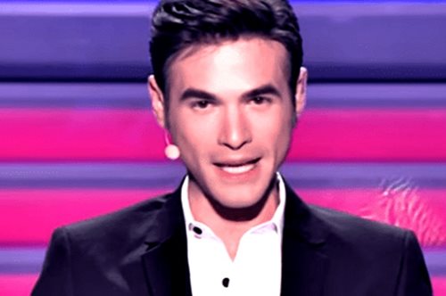 Μεγάλες στιγμές: Στο Star Academy διάβασαν στον αέρα tweet που τους τρόλαρε