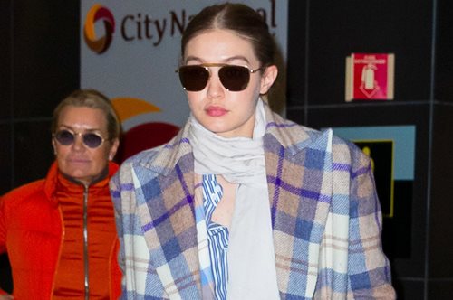 Αντίδοτο στο κρύο που έρχεται: Αυτό είναι πιο ζεστό και χουχουλιάρικο παλτό του φθινοπώρου 