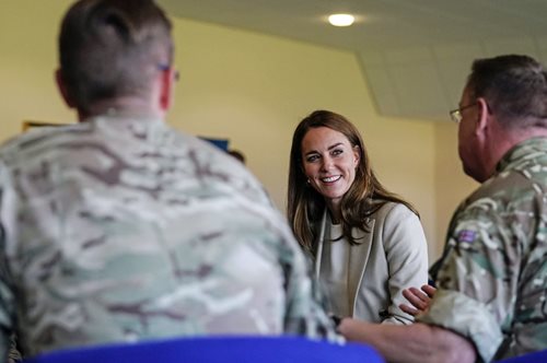 Η τελευταία εμφάνιση της Κέιτ Μίντλετον είναι ο ορισμός του φθινοπώρου: Το λουκ που θα αντιγράψουμε