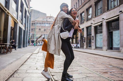 8 tips για να χτίσετε μία capsule wardrobe που θα κρατήσει μια ζωή