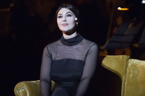 Η Άννα Βίσση χέρι - χέρι με τη Μόνικα Μπελούτσι στο Ηρώδειο