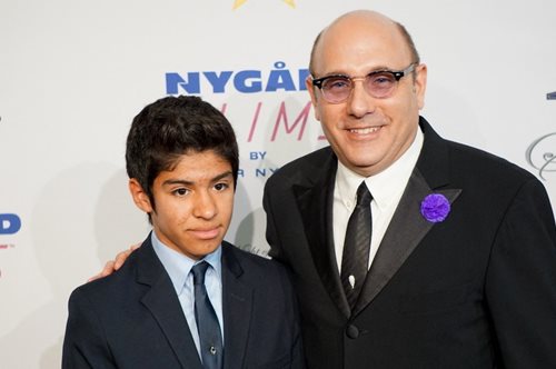 Ο χωρισμός από τη σύντροφό του που δεν ήθελε παιδιά & η απόφασή του να υιοθετήσει ως single πατέρας