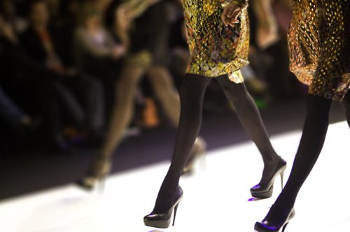  Δεκαέξι celebrities άνω των 40 που αποδεικνύουν πως το στιλ δεν έχει ηλικία