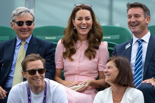 Tα αγαπημένα sneakers της Κέιτ Μίντλετον είναι η μεγαλύτερη τάση της φετινής σεζόν 