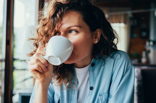 Τι δεν πρέπει να καταναλώνεις με άδειο στομάχι;