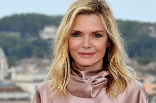 Η throwback φωτογραφία της Μισέλ Φάιφερ με τα παιδιά της