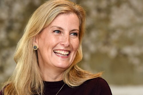 «Οι γυναίκες είναι ακόμα πιο υπέροχες μετά τα 50» δήλωσε η Κόμισσα του Έσσεξ, Σοφία