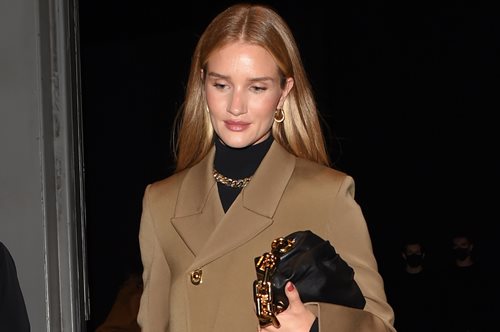 Η μάσκα μαλλιών των celebrities ήταν τελικά εκείνη που μεταμόρφωσε τα μαλλιά μου