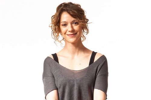 Η πιο ενδιαφέρουσα stand up comedy παράσταση της χρονιάς έχει για τίτλο την πιο κλισέ φράση 