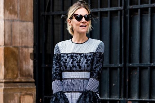 Τα 12 αγαπημένα μας φορέματα για την εποχή αυτή