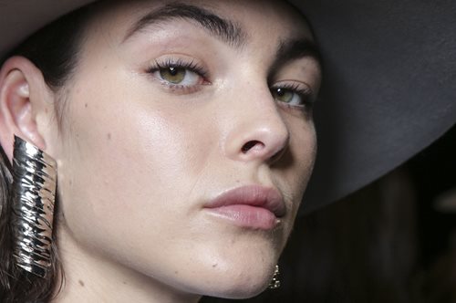 Αυτό είναι το φθινοπωρινό effortless μακιγιάζ από την MD PROFESSIONNEL που πρέπει να δοκιμάσεις