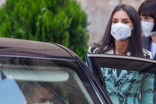 Βασίλισσα Λετίσια: Η εμφάνισή της επισκιάστηκε από μία άλλη εντυπωσιακή παρουσία