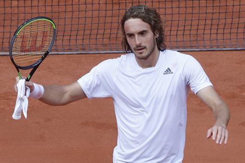 «Ο Στέφανος Τσιτσιπάς έχει γίνει ο νο.1 δημόσιος κίνδυνος του τένις αυτή τη χρονιά»