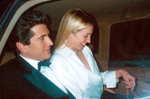 Τζον Κένεντι Τζούνιορ -Κάρολιν Μπεσέτ: Ο πιο λαμπερός και τραγικός έρωτας της Αμερικής γίνεται τηλεοπτική σειρά